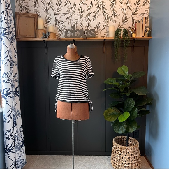 Madewell black and white stripe shirt style #L0852 size medium - Picture 2 of 9